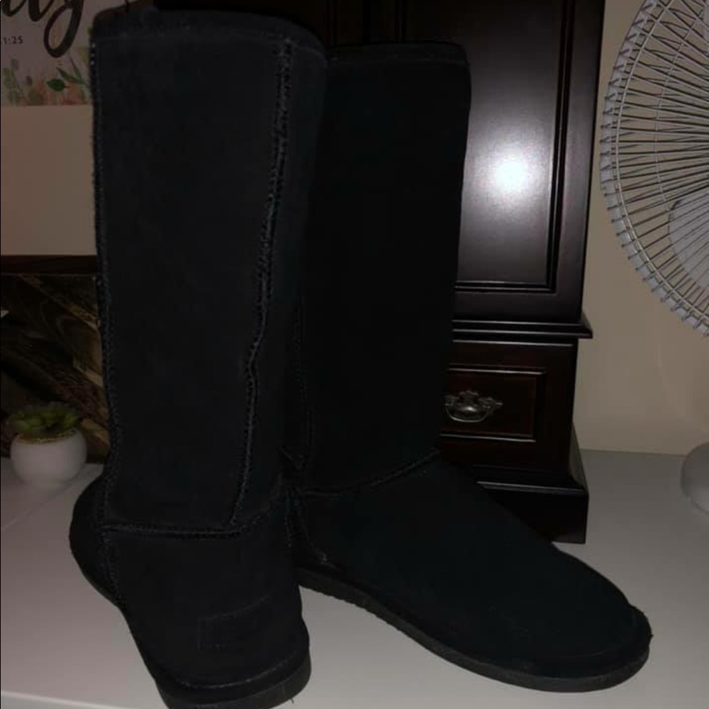 Bjorndal black faux fur boots